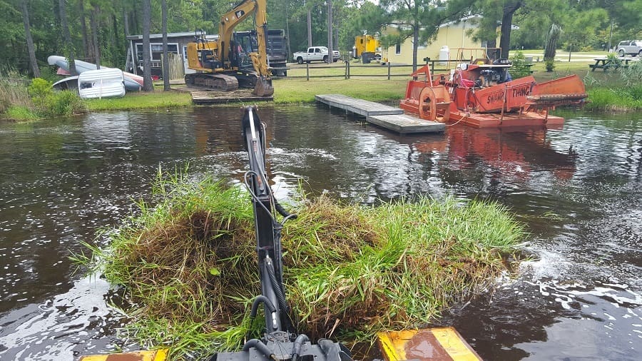 Mechanical Vegetation - Bog Removal safely and clean pict 2